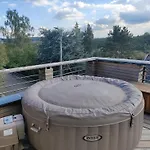 Terrasse Jacuzzi Du Pont Alsort 2-2 דירה *