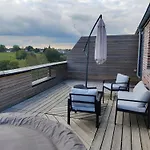Terrasse Jacuzzi Du Pont Alsort 2-2 Froidchapelle